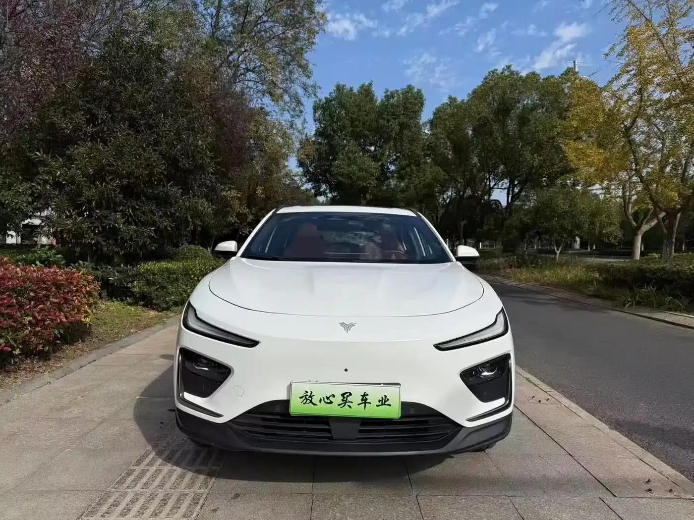 Nezha X 2023 Model 500 — миниатюра 2