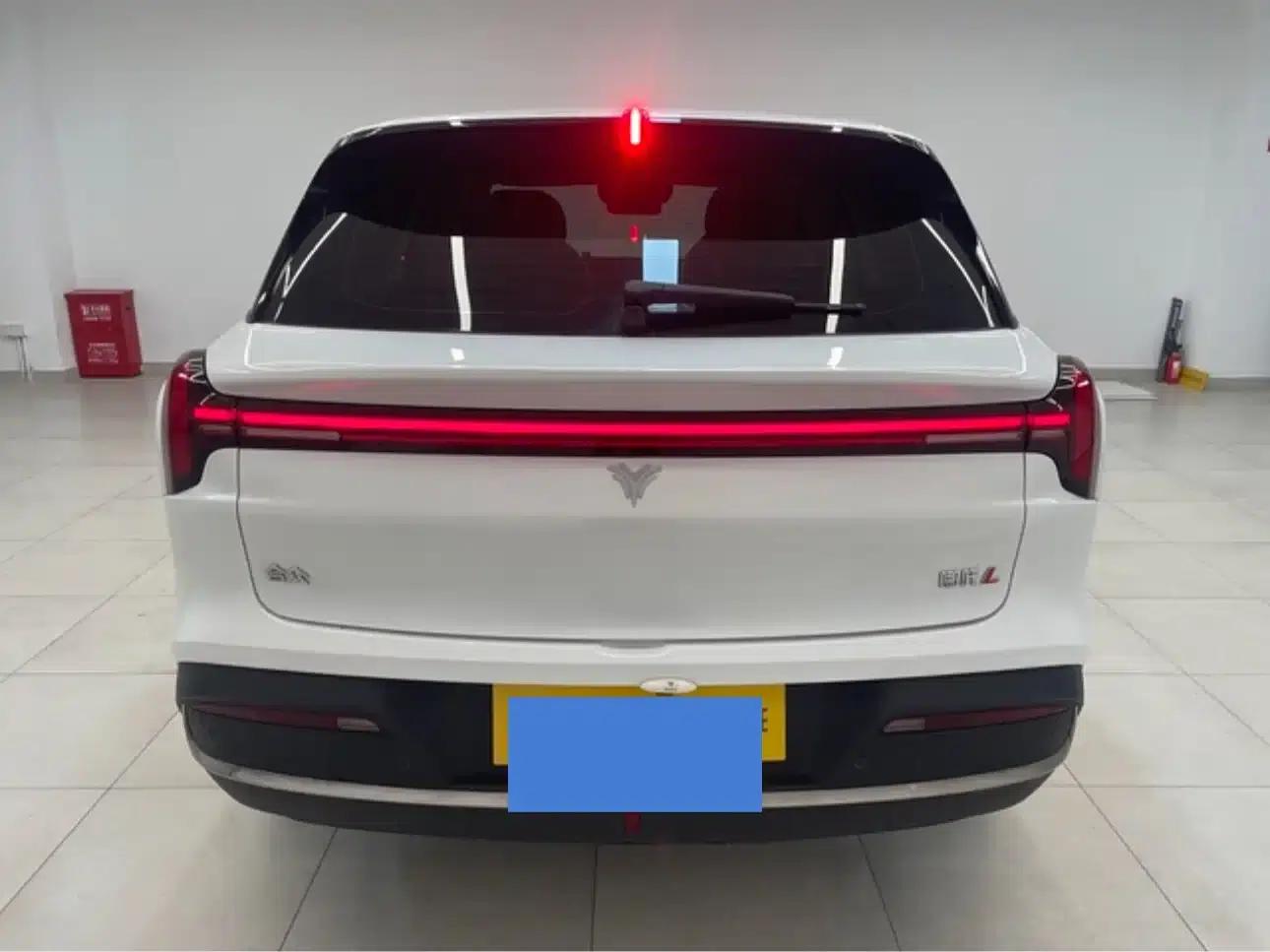Nezha L 2024 Range Extender 310 Flash Charge Red Edition — миниатюра 5