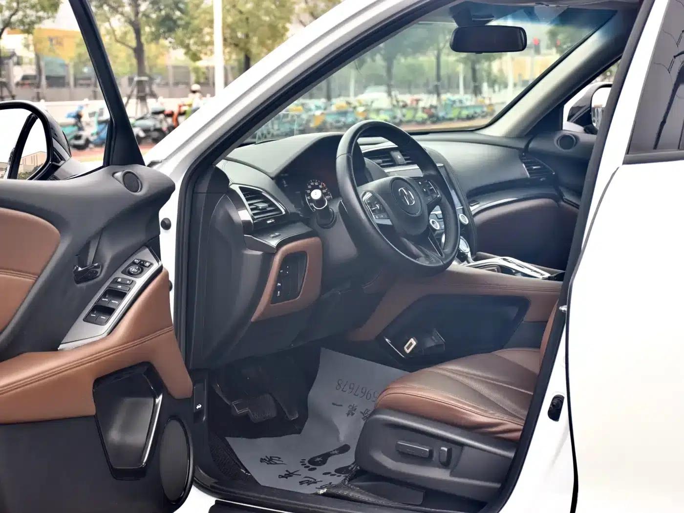 Acura CDX 2016 1.5T 2WD Premium Edition — миниатюра 4