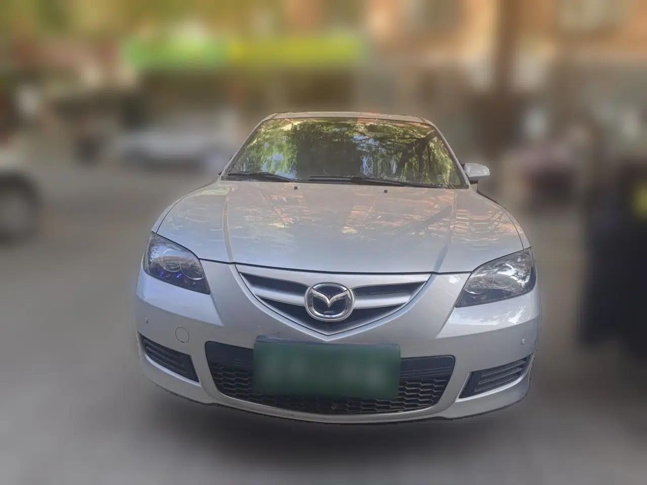 Mazda 3 2010 1.6L Manual Classic Stylish Version — миниатюра 2