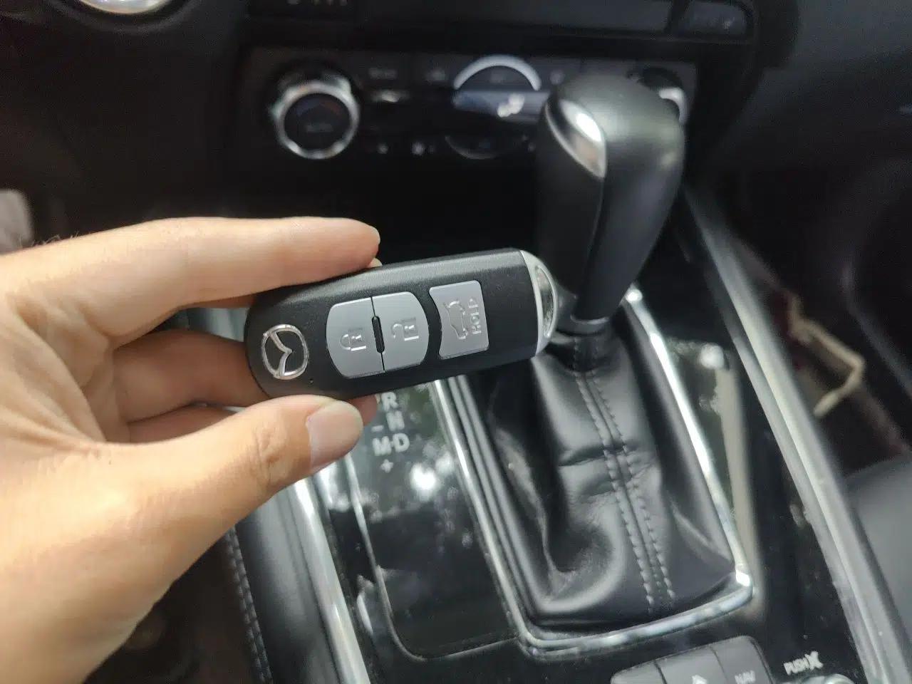 Mazda CX-8 2019 2.5L Four-Wheel Drive Deluxe Edition — миниатюра 9