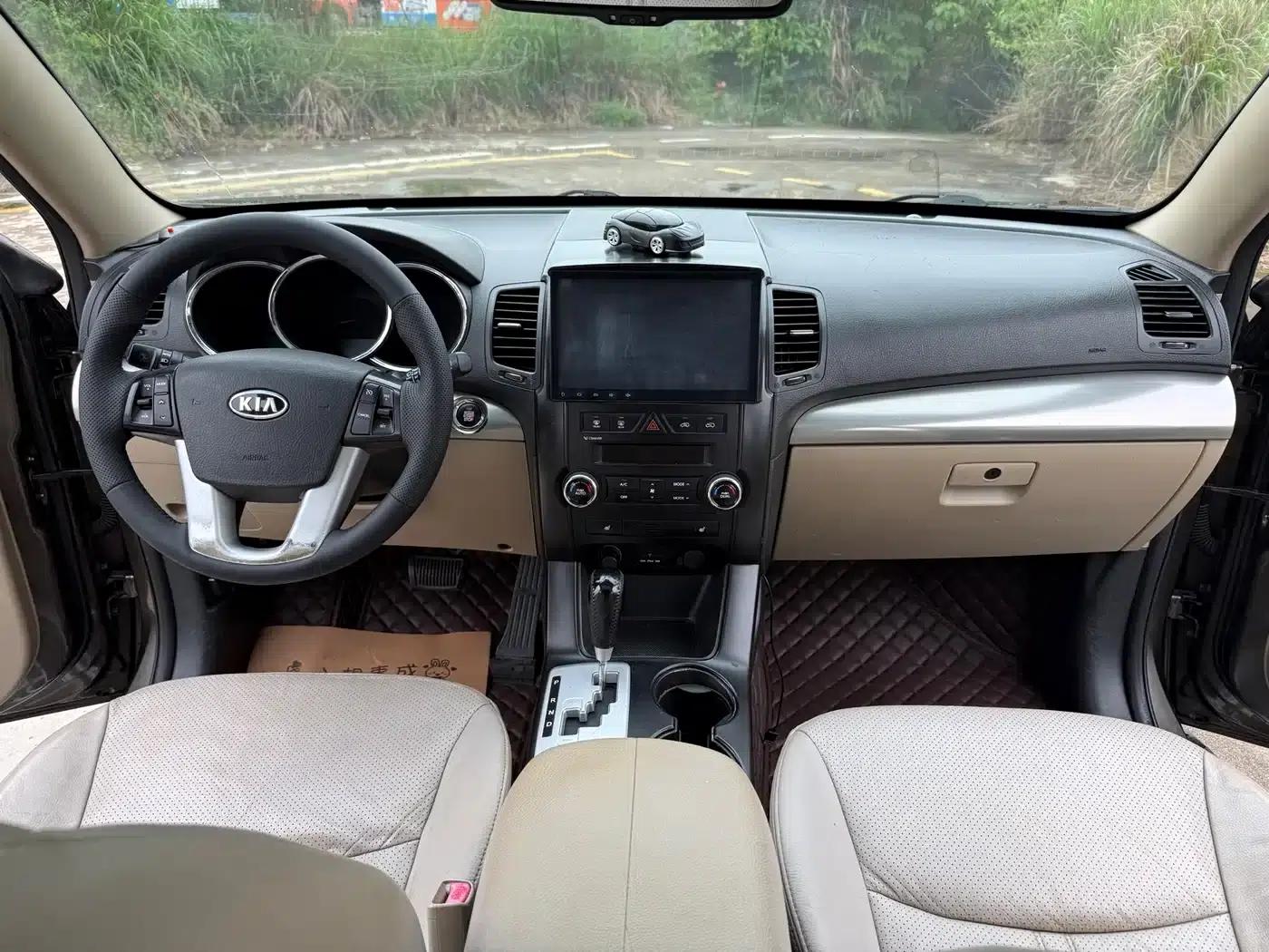 2009 Sorento 2.4L Luxury Edition — миниатюра 12