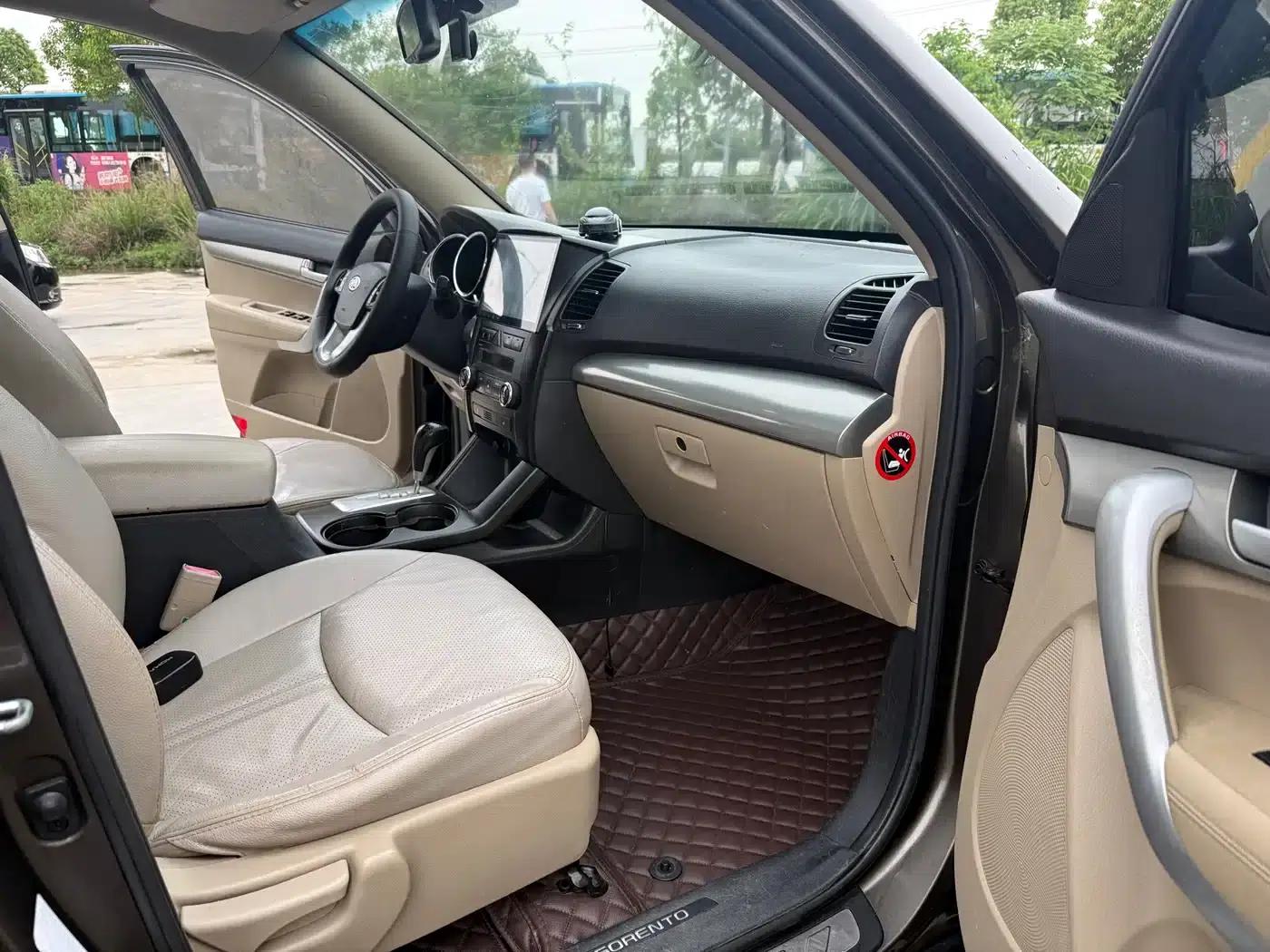 2009 Sorento 2.4L Luxury Edition — миниатюра 10