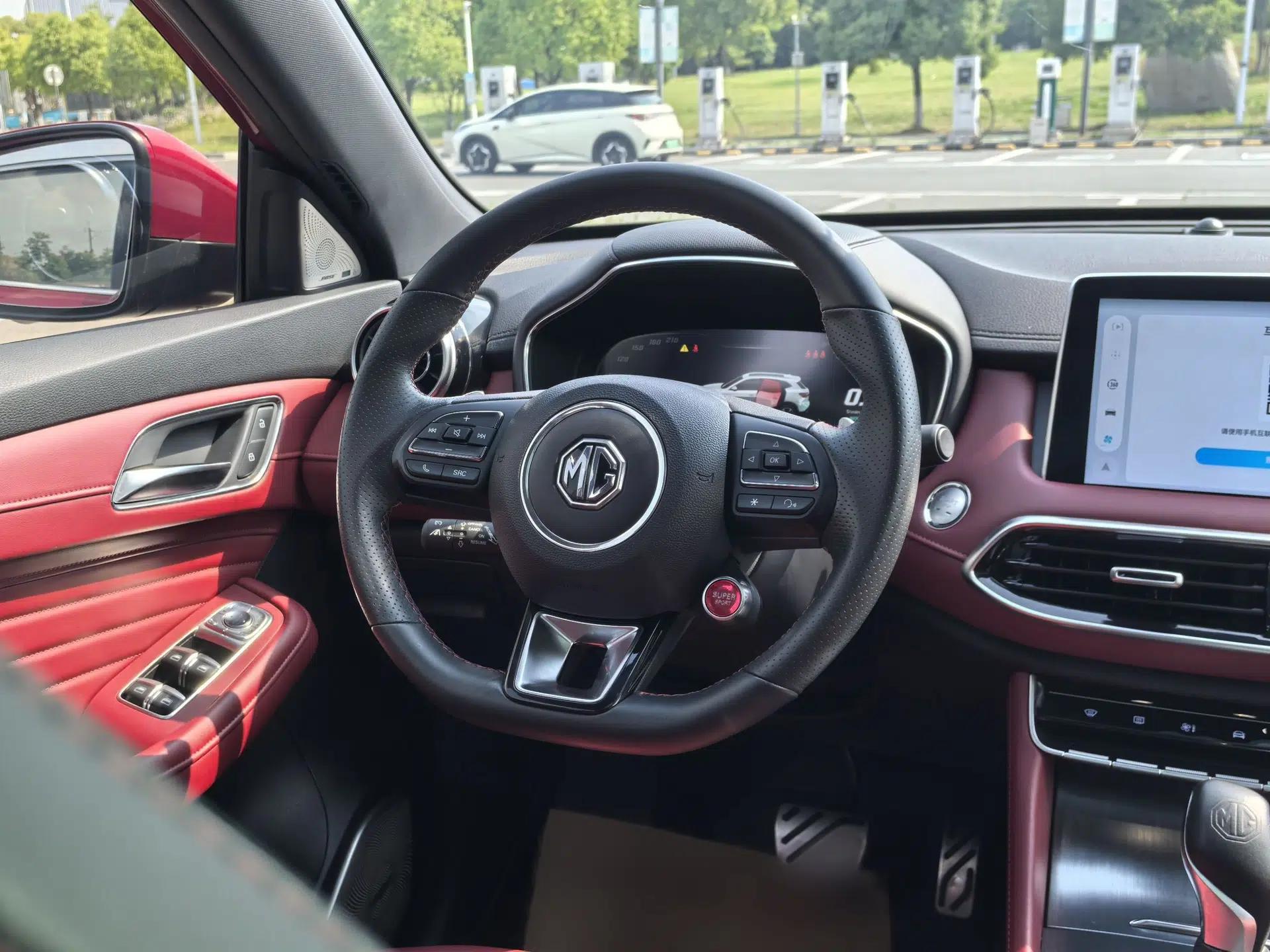 MG HS 2018 30T Automatic All-Wheel Drive Trophy Hormone-Infused Version China V Standard — миниатюра 15