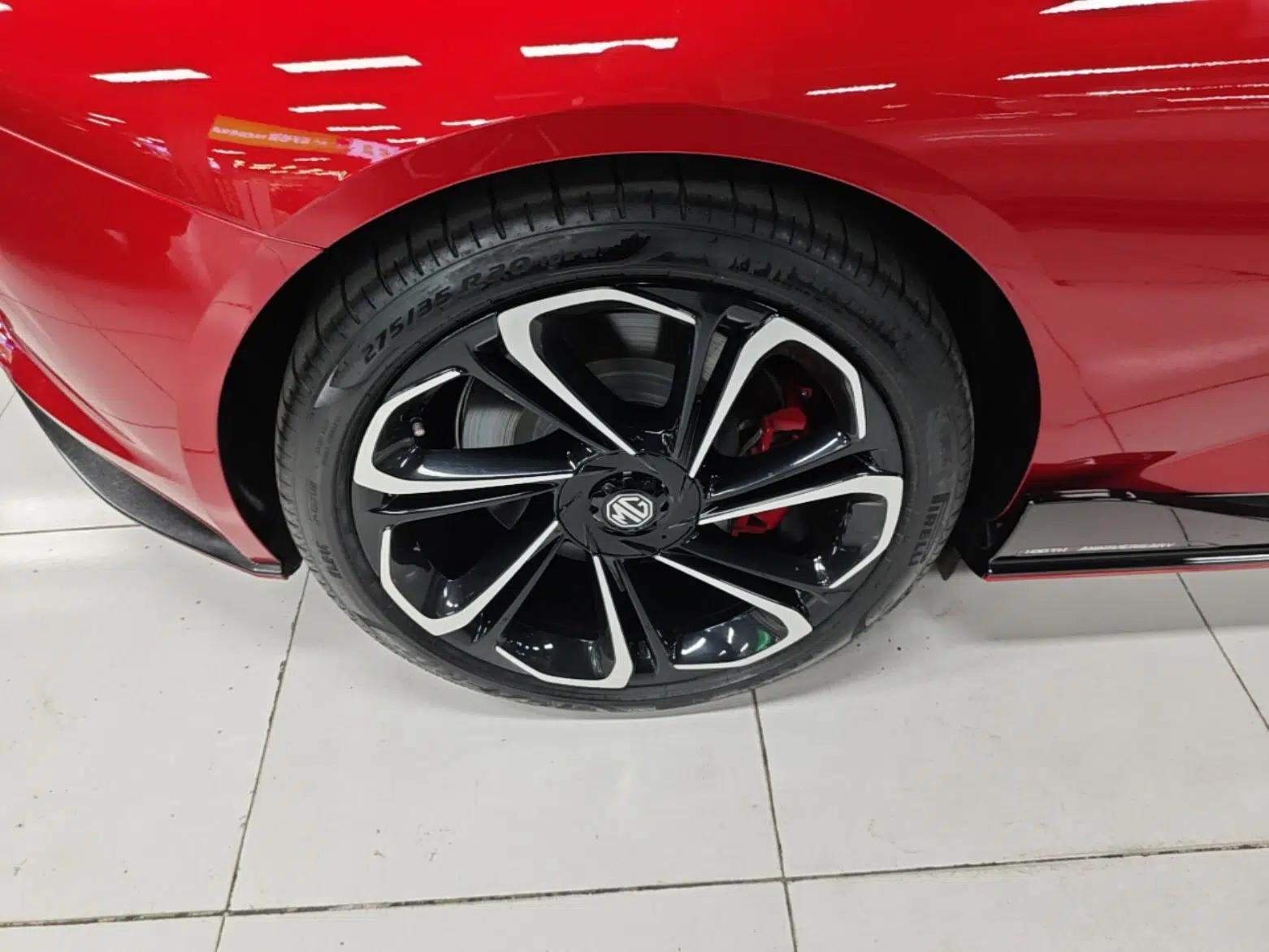 MG Cyberster 2024 580 km Ultra-Long Range Version — миниатюра 10
