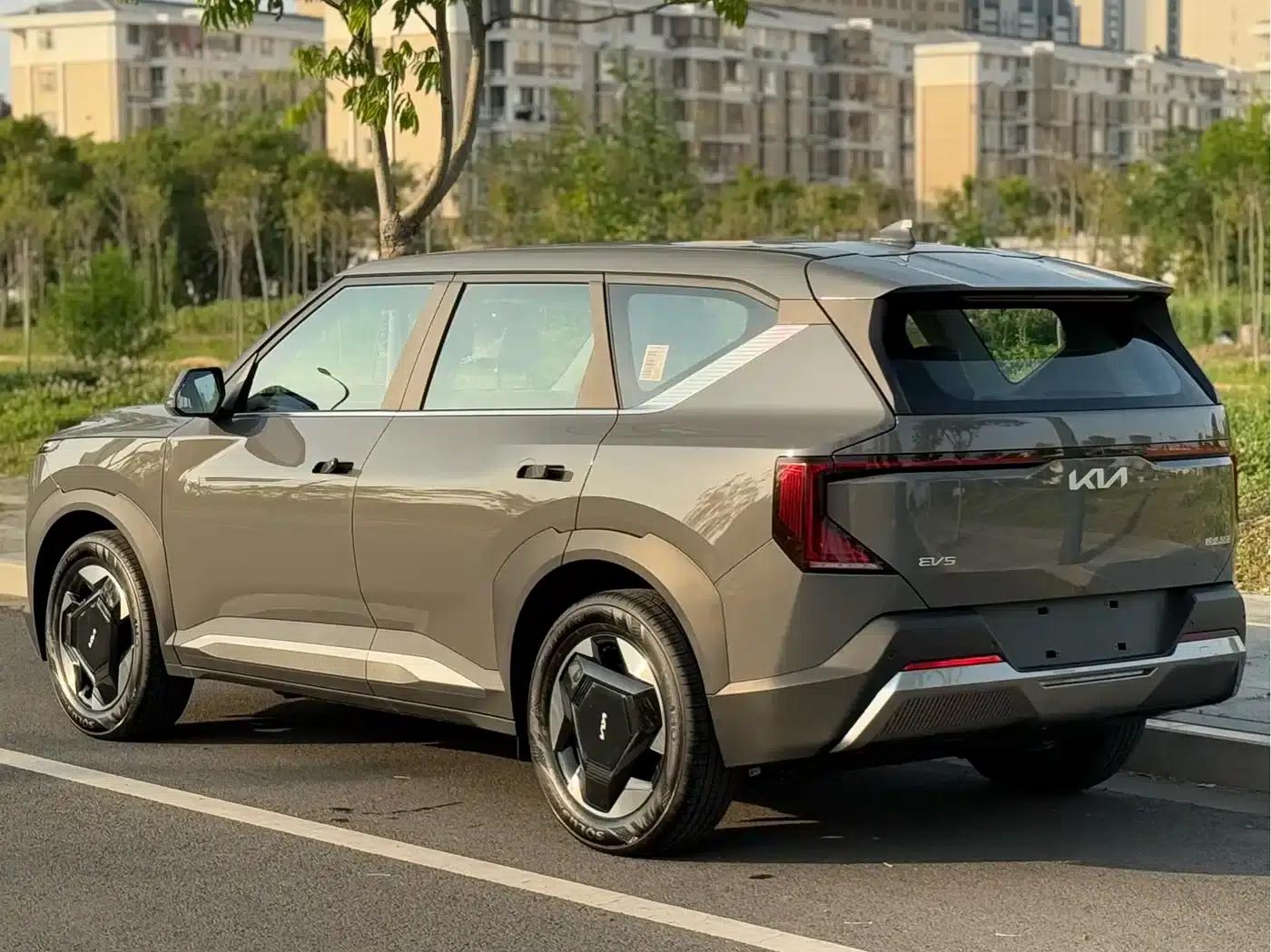 Kia EV5 2025 530 Air — миниатюра 13