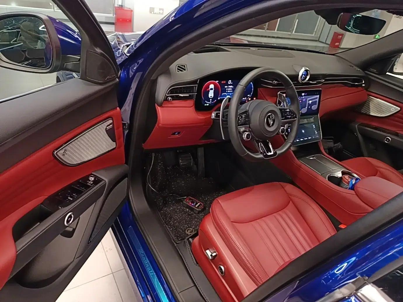 Maserati Grecale 2023 2.0T GT — миниатюра 19