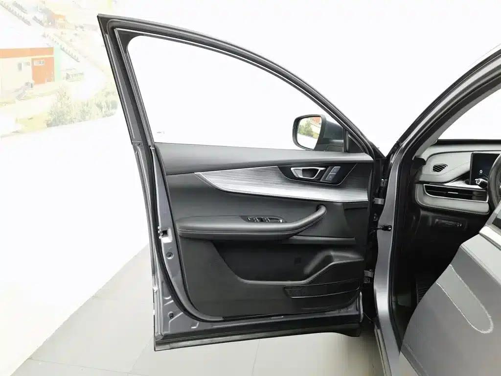 Chery Tiggo 7 PLUS 2021 1.5T CVT Premium Edition — миниатюра 8