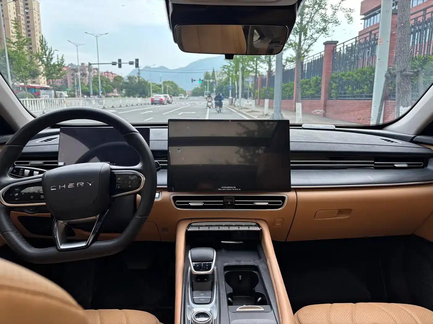 Chery Arrizo 8 PRO 2025 1.6T DCT Luxury Edition — миниатюра 11