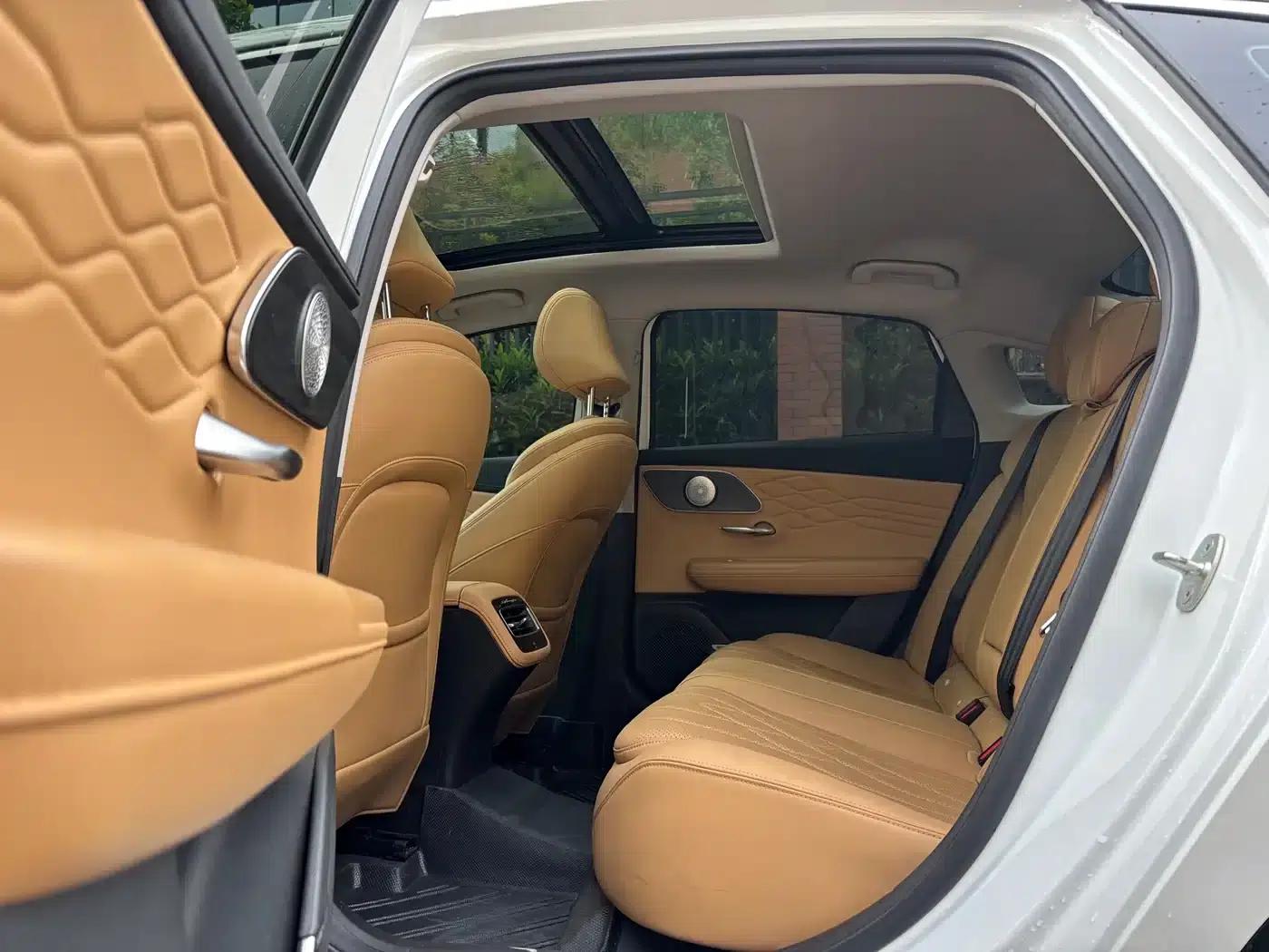 Chery Arrizo 8 PRO 2025 1.6T DCT Luxury Edition — миниатюра 14