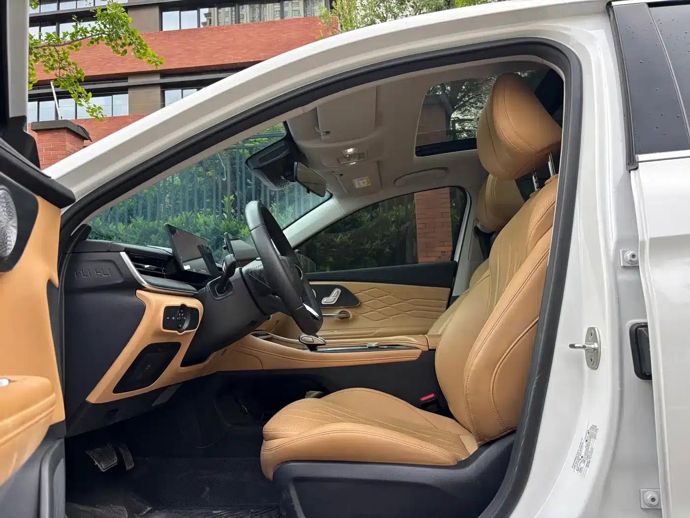 Chery Arrizo 8 PRO 2025 1.6T DCT Luxury Edition — миниатюра 8
