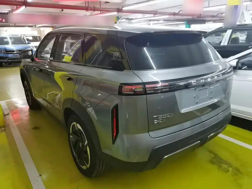 Chery Tiggo 7 C-DM 2025 1.5T 120KM Royal — миниатюра 5