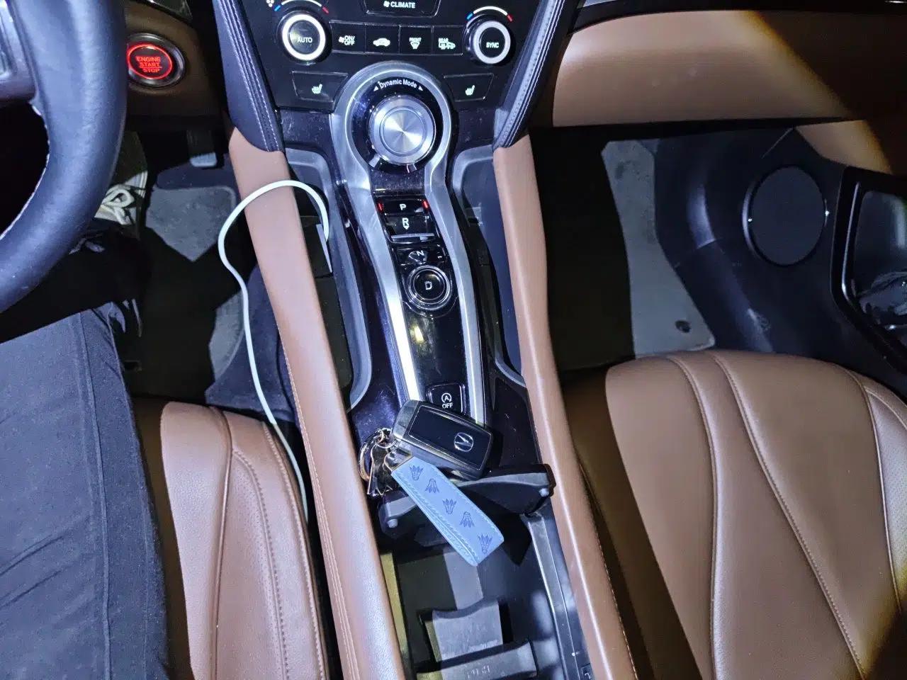 Acura CDX 2016 1.5T Two-Wheel Drive Deluxe Edition — миниатюра 15