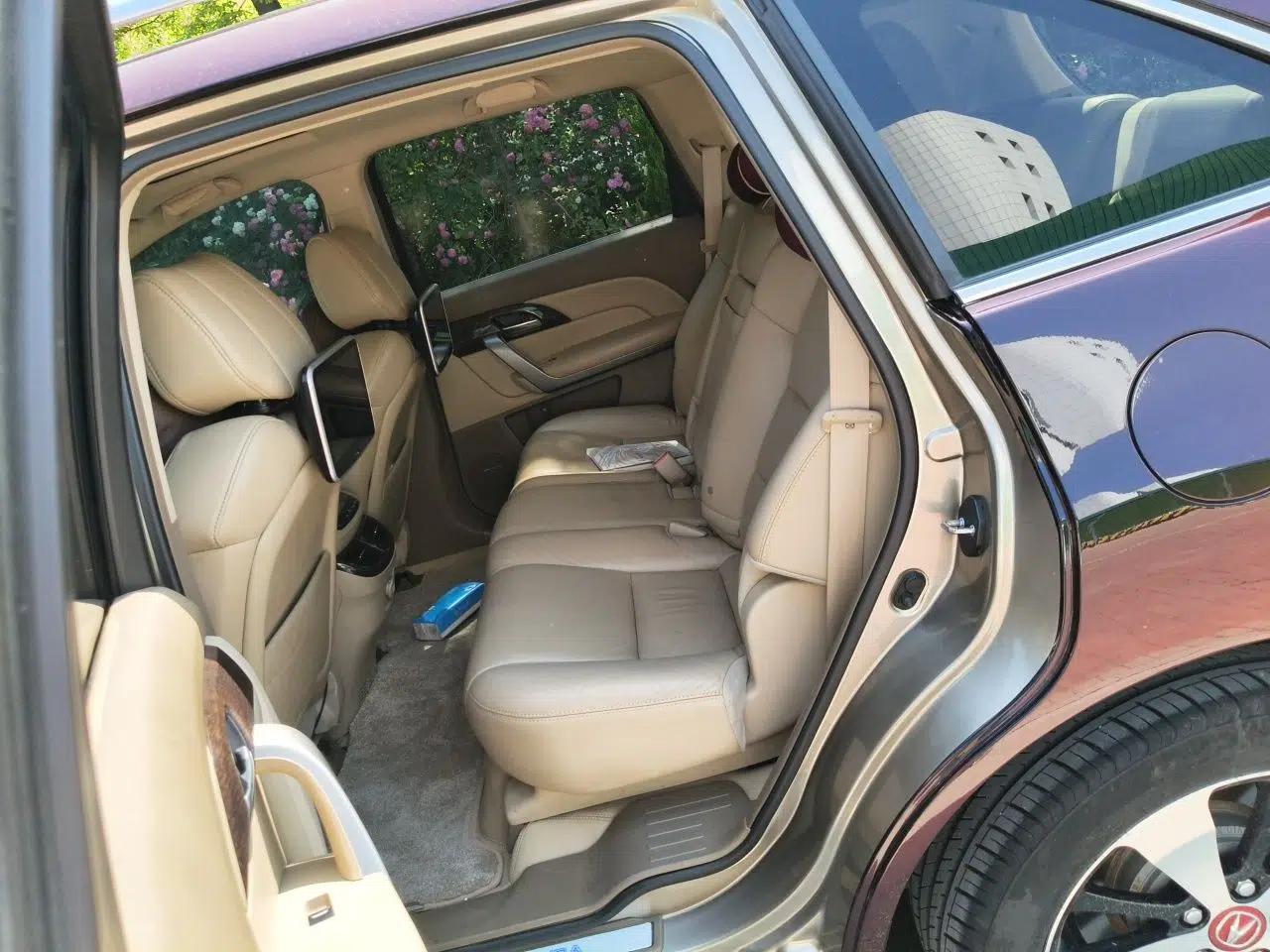 Acura MDX 2011 3.7 Standard Deluxe Sport Edition — миниатюра 18