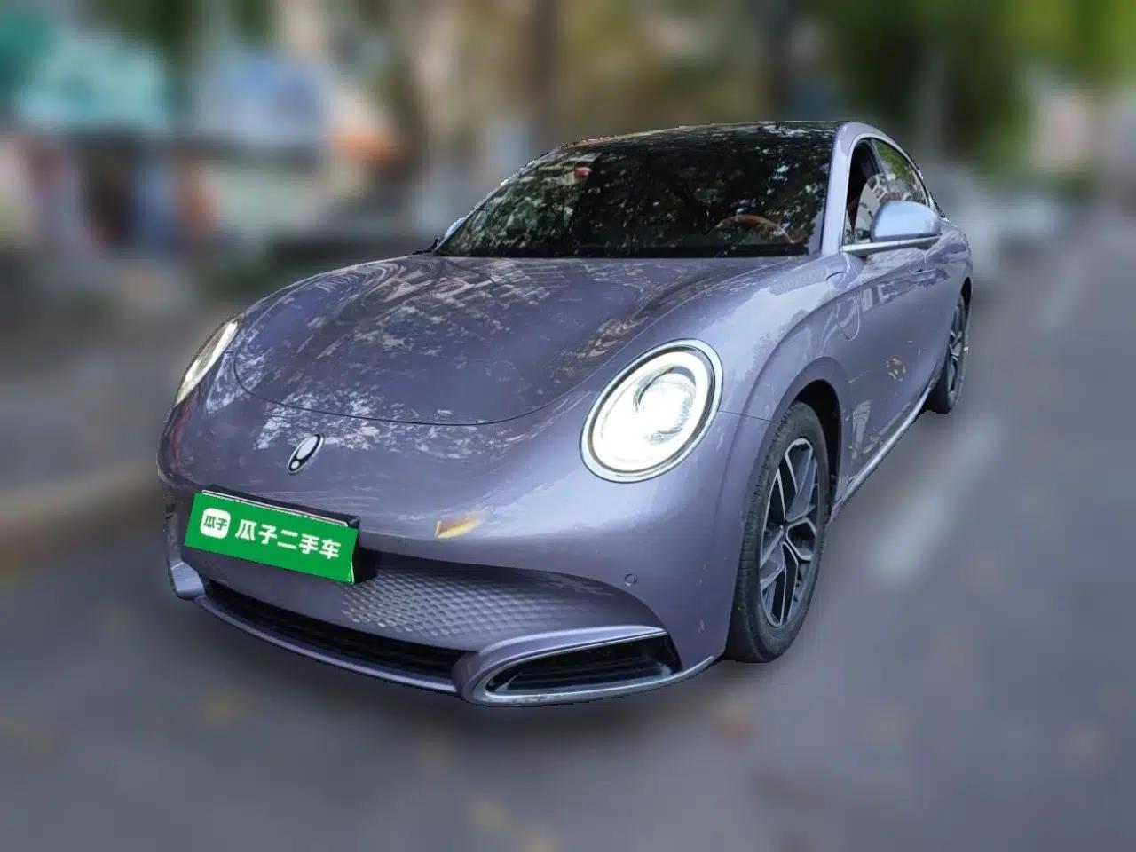 ORA Lightning Cat 2022 555 km Luxury Edition — миниатюра 1