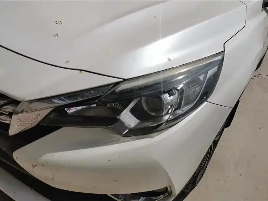 Venucia T90 2017 2.0L CVT Smart Edition — миниатюра 5
