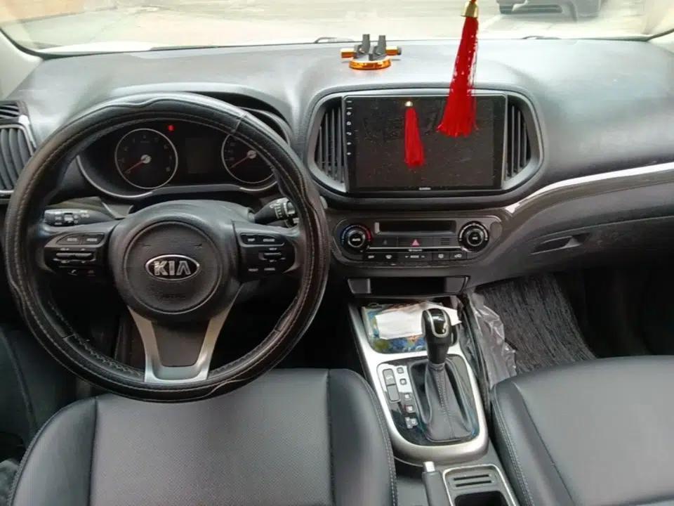 Kia KX3 2015 2.0L Automatic Two-Wheel Drive DLX — миниатюра 18