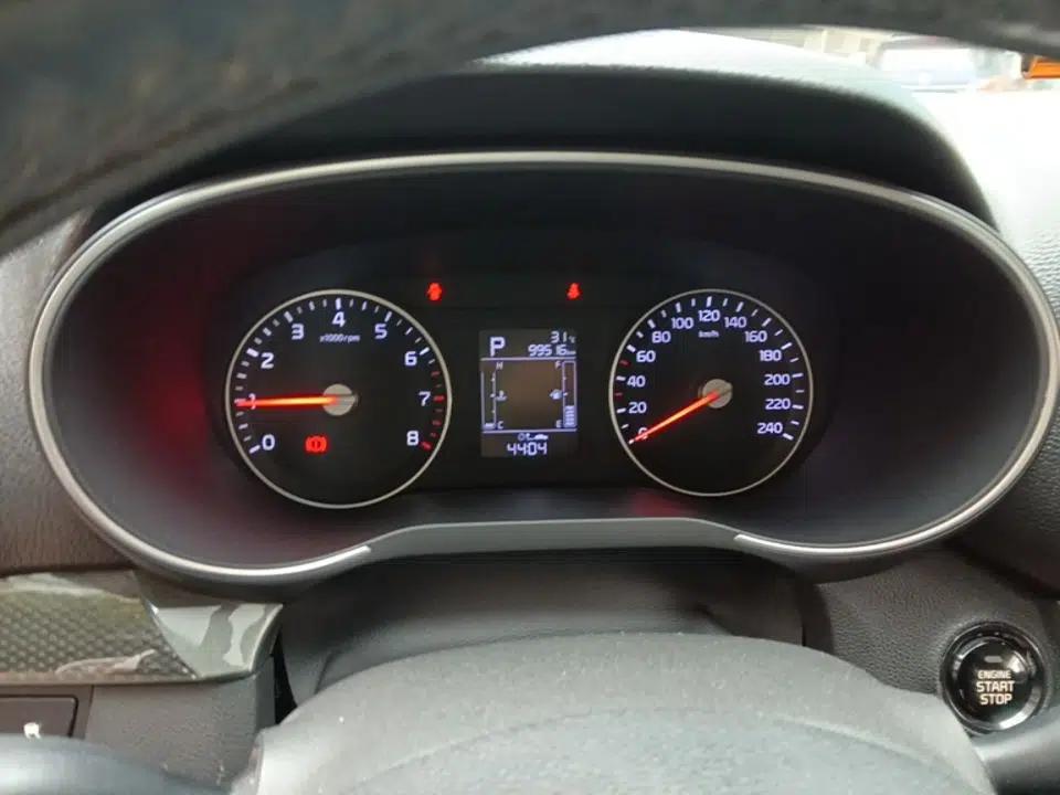 Kia KX3 2015 2.0L Automatic Two-Wheel Drive DLX — миниатюра 10