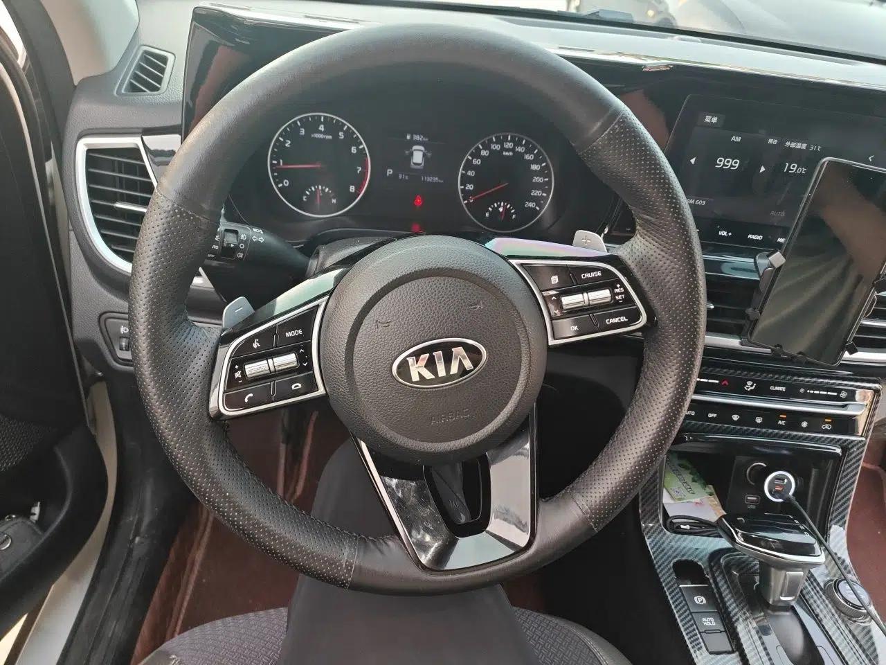Kia KX3 2020 1.5L CVT Trend Edition — миниатюра 11