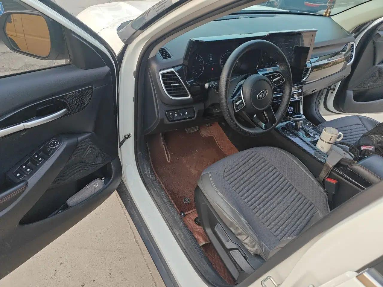 Kia KX3 2020 1.5L CVT Trend Edition — миниатюра 17