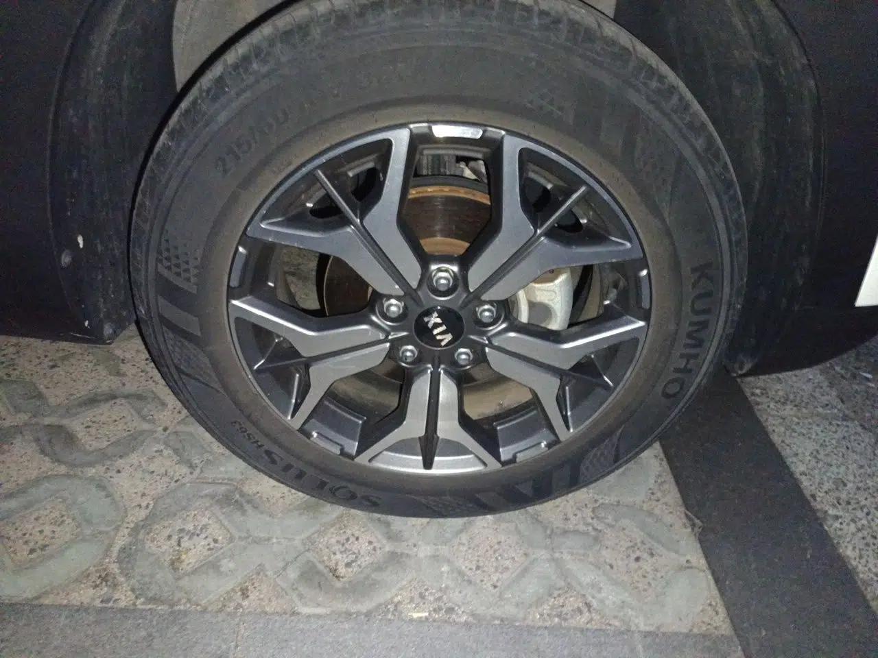 Kia KX3 2020 1.5L CVT Trend Edition — миниатюра 8