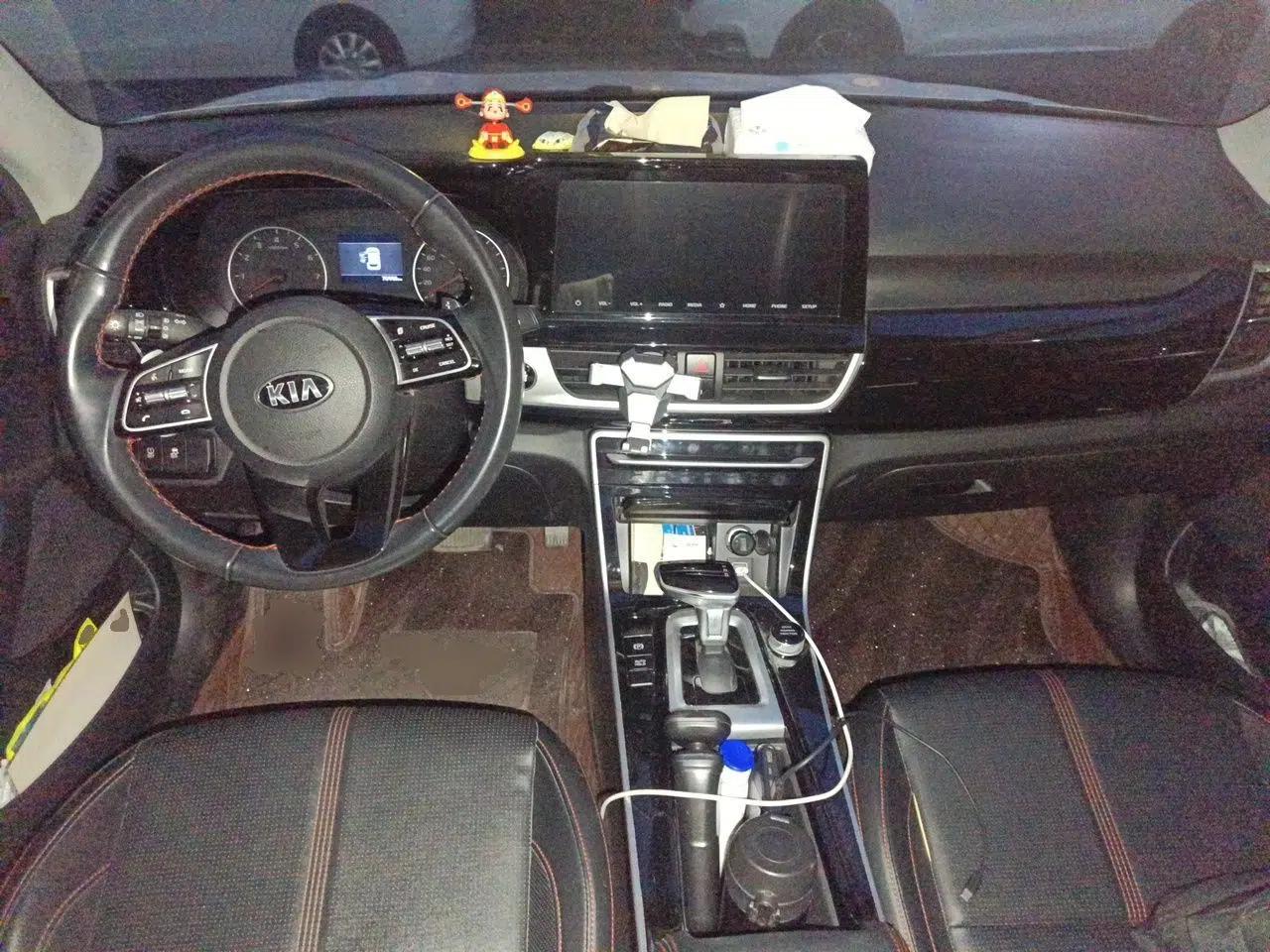 Kia KX3 2020 1.5L CVT Trend Edition — миниатюра 10
