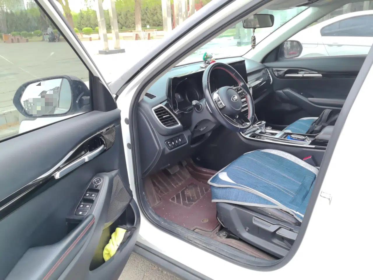 Kia KX3 2020 1.5L CVT Trend Edition — миниатюра 17
