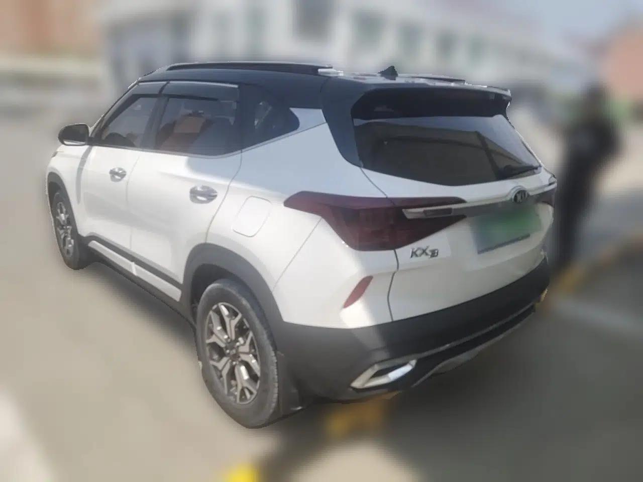 Kia KX3 2021 1.5L CVT Trend Edition — миниатюра 4