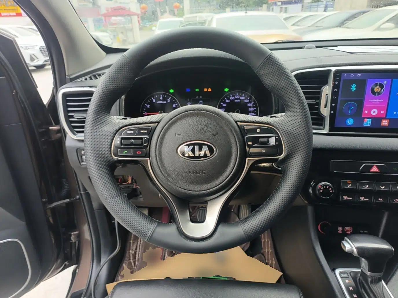 Kia KX5 2016 2.0L Automatic 2WD GLS — миниатюра 13