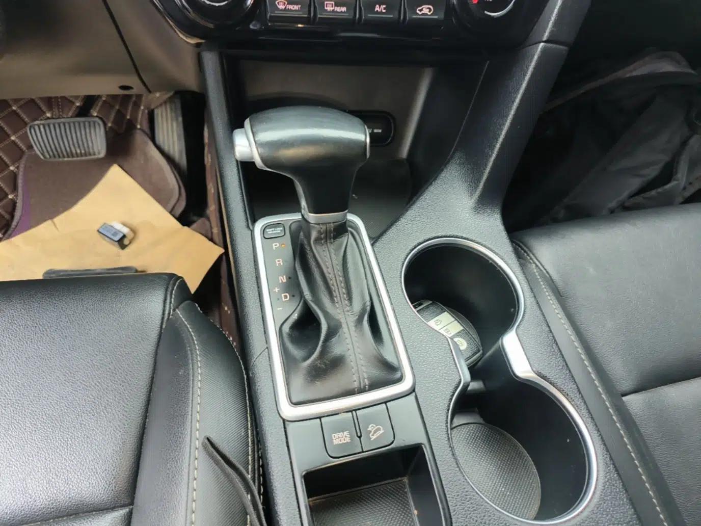 Kia KX5 2016 2.0L Automatic 2WD GLS — миниатюра 16