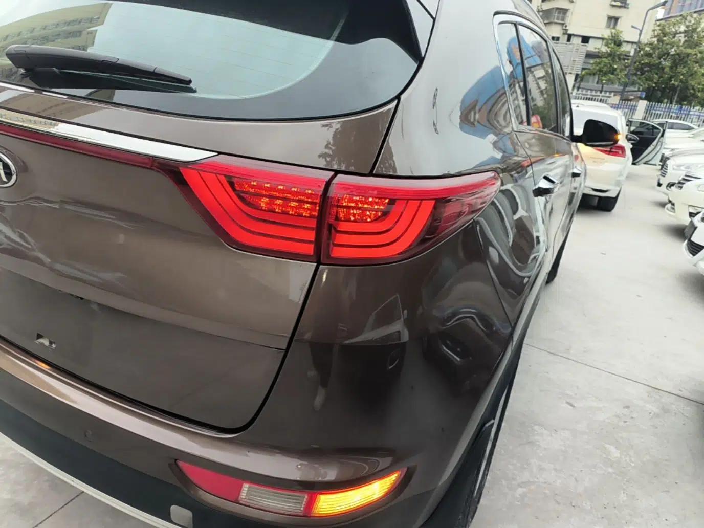 Kia KX5 2016 2.0L Automatic 2WD GLS — миниатюра 8
