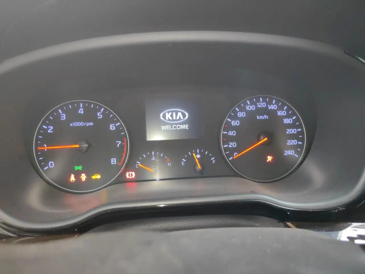 Kia K4 2015 1.8L Automatic GLS Special — миниатюра 12