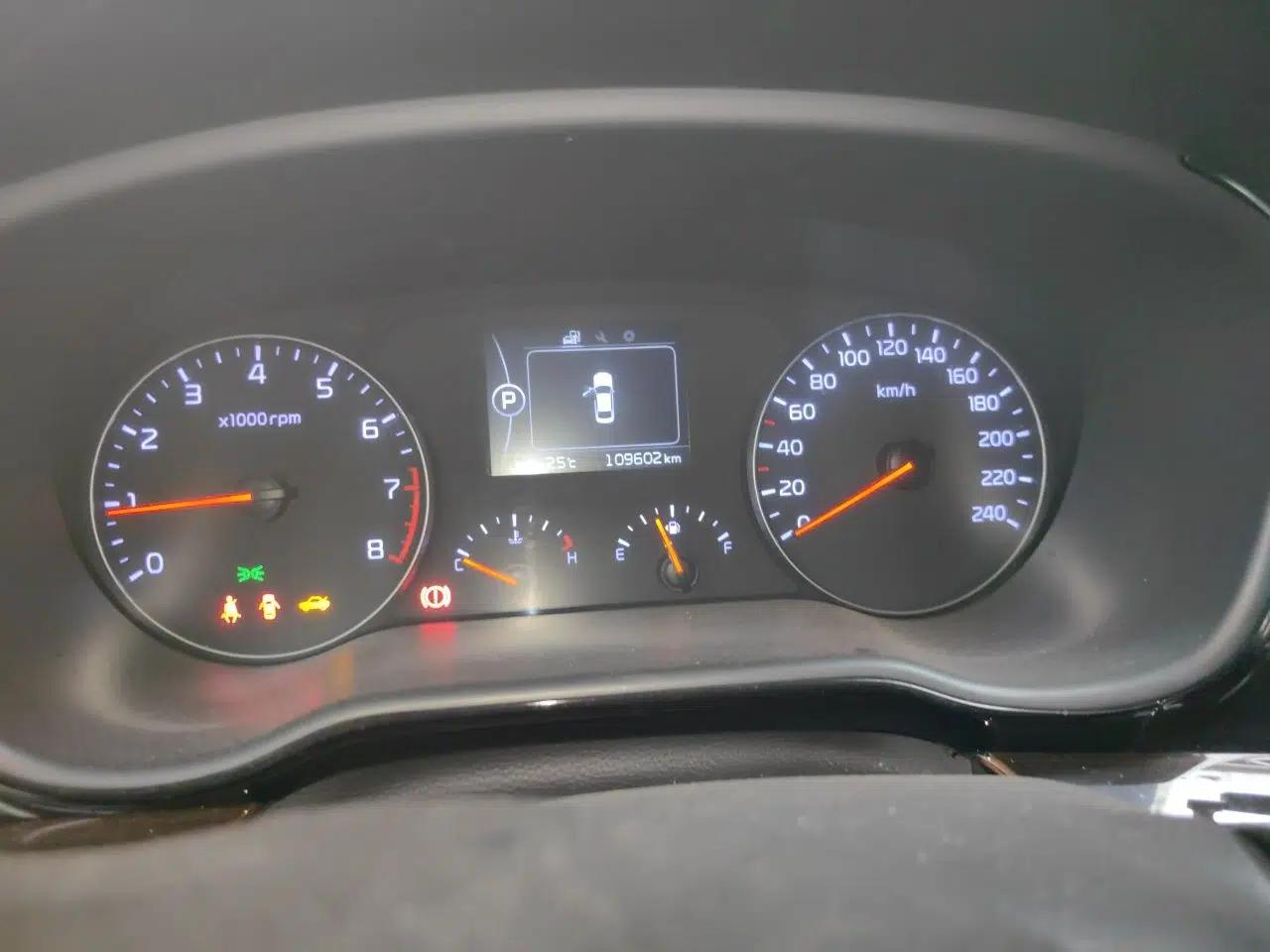 Kia K4 2015 1.8L Automatic GLS Special — миниатюра 13