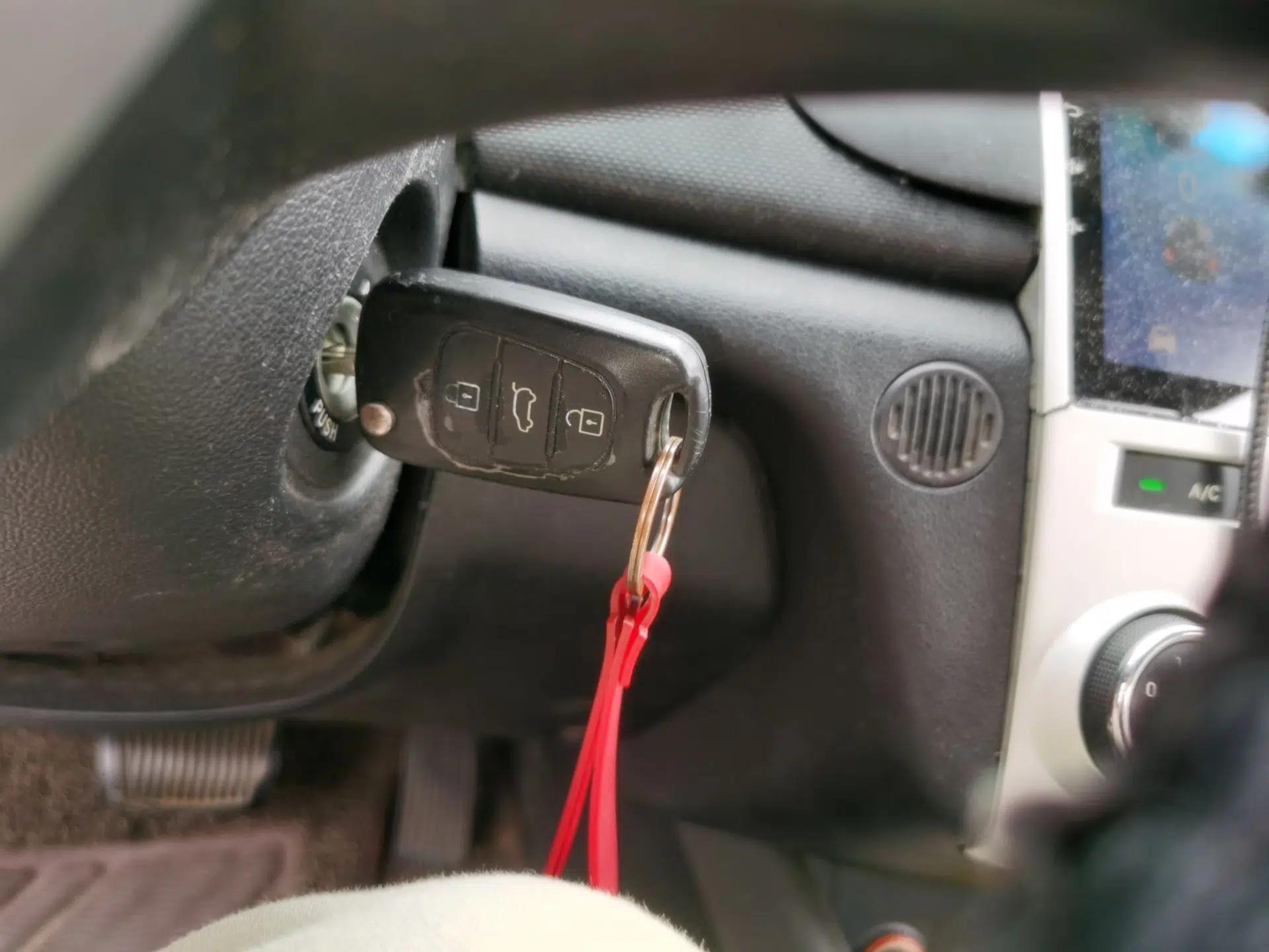 Kia Forte 2014 1.6L AT GL — миниатюра 9