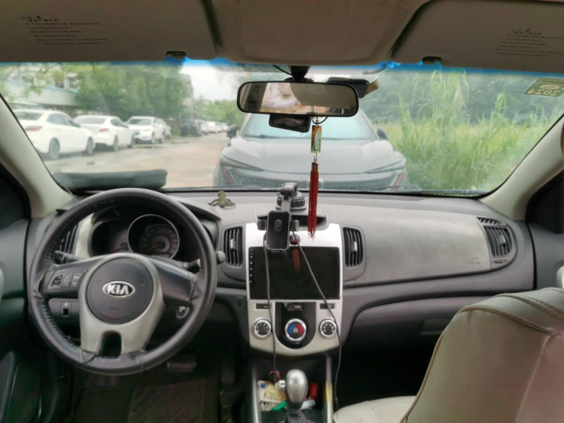Kia Forte 2014 1.6L AT GL — миниатюра 10