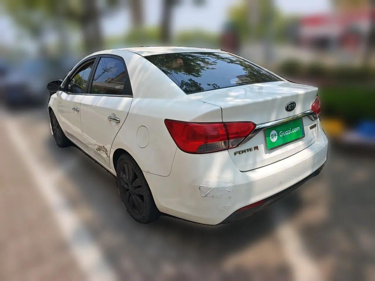 Kia Forte 2014 1.6L AT GLS — миниатюра 4