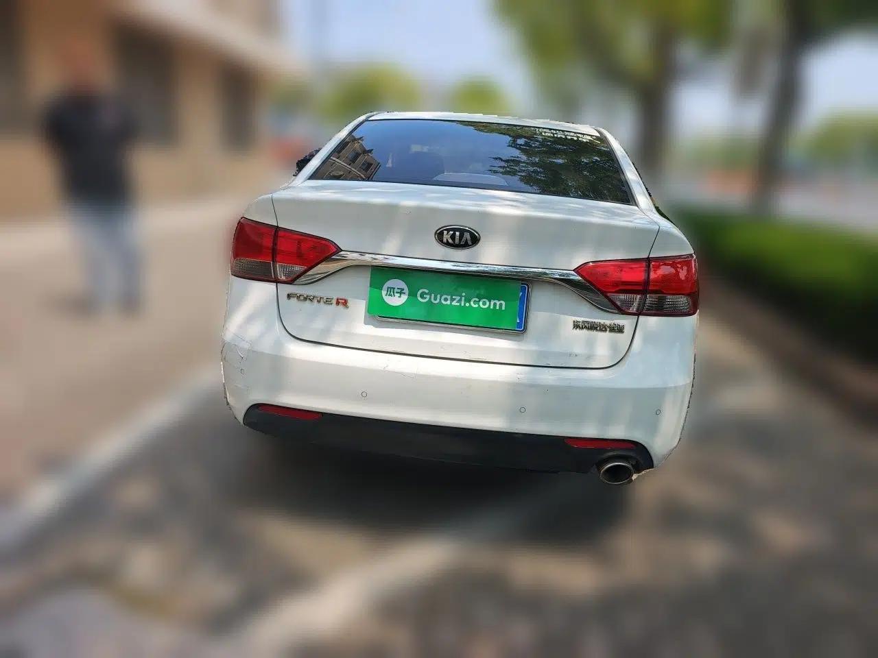 Kia Forte 2014 1.6L AT GLS — миниатюра 5