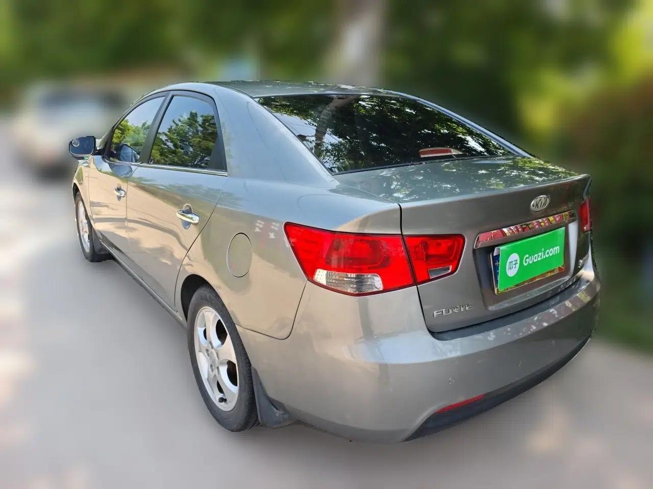 Kia Forte 2016 1.6L MT GLS — миниатюра 4