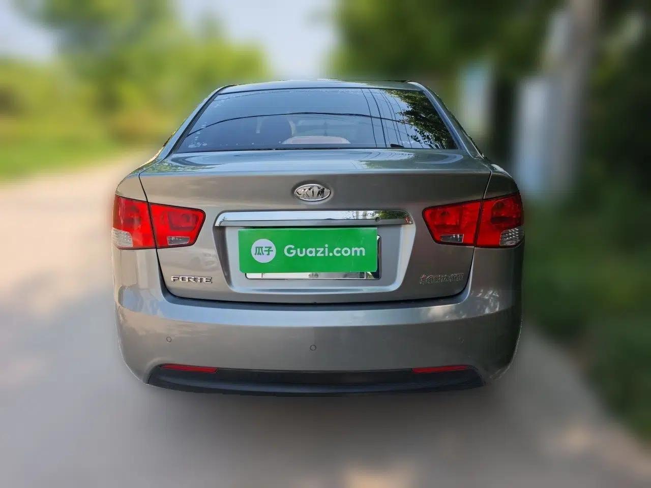 Kia Forte 2016 1.6L MT GLS — миниатюра 5