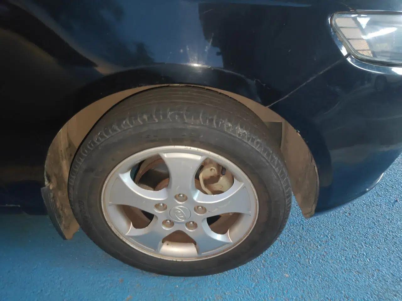 Kia Forte 2011 1.6L MT GLS — миниатюра 8
