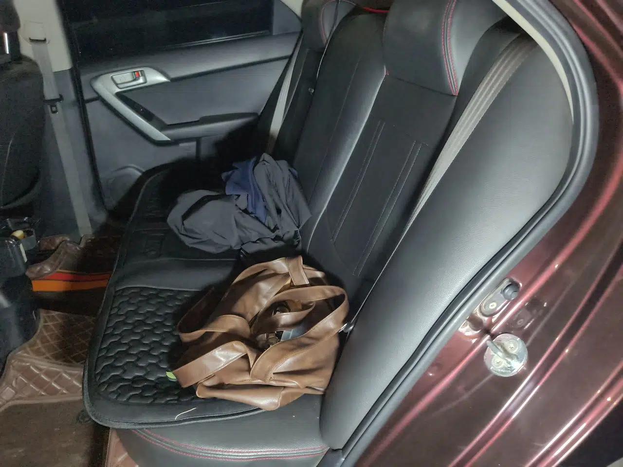 Kia Forte 2014 1.6L MT GL — миниатюра 18