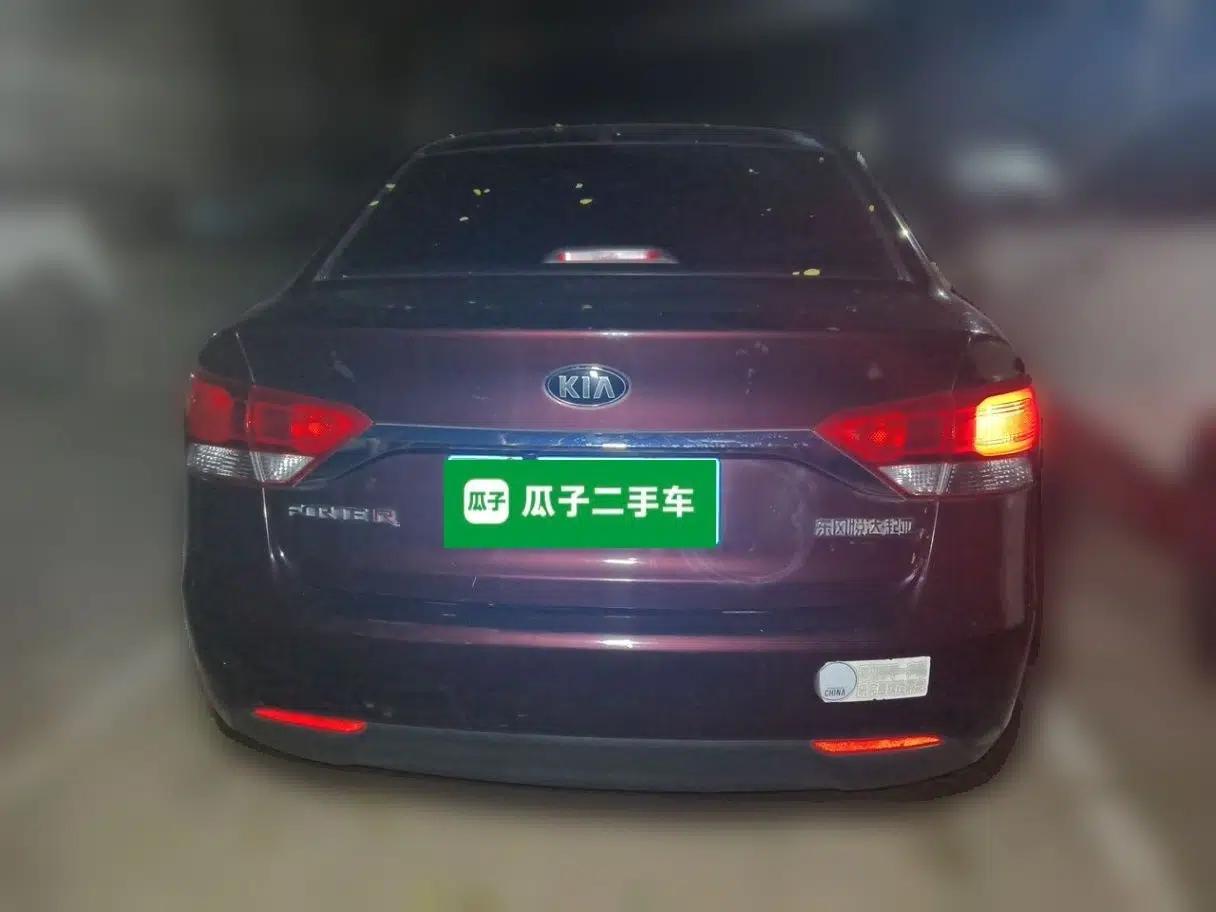 Kia Forte 2014 1.6L MT GL — миниатюра 5