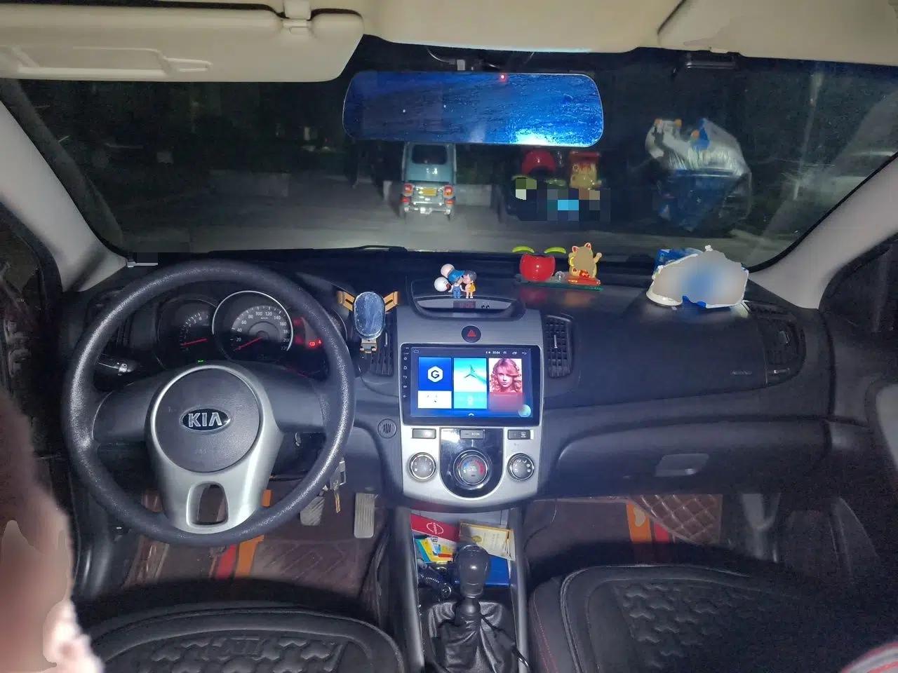 Kia Forte 2014 1.6L MT GL — миниатюра 10