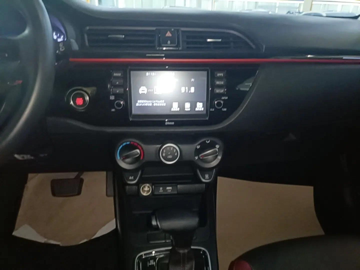 Kia KX Cross 2019 1.6L Automatic Dynamic Sunroof Version China VI — миниатюра 15