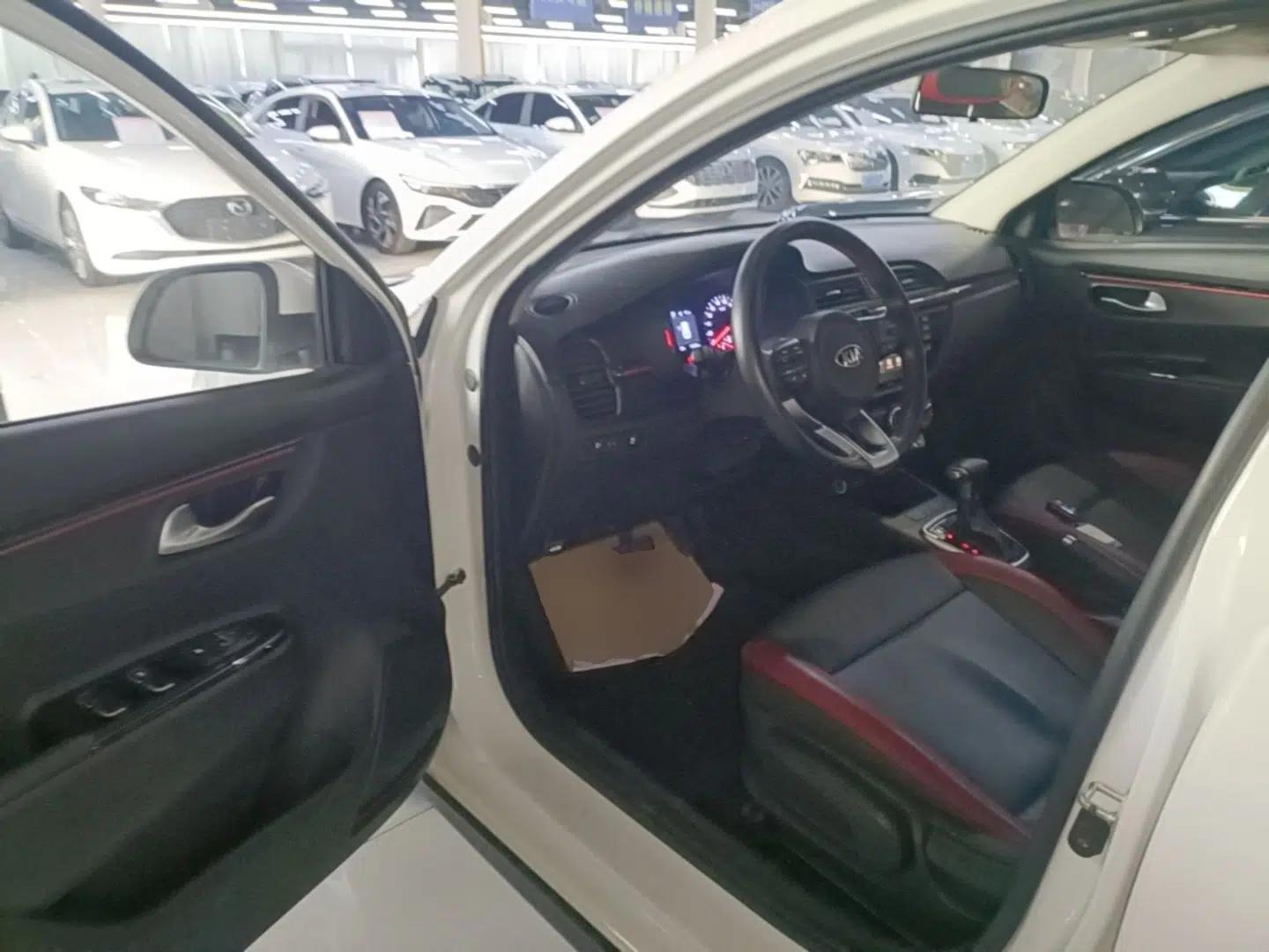 Kia KX Cross 2019 1.6L Automatic Dynamic Sunroof Version China VI — миниатюра 18