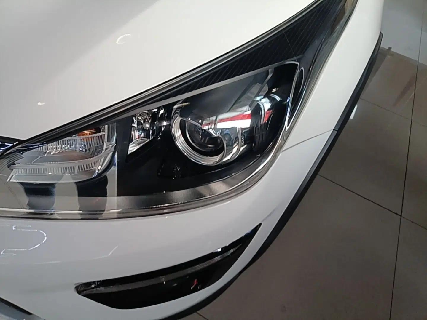 Kia KX Cross 2019 1.6L Automatic Dynamic Sunroof Version China VI — миниатюра 5