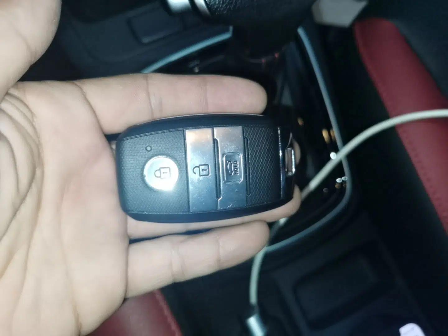 Kia KX Cross 2017 1.4L AT GLS — миниатюра 12