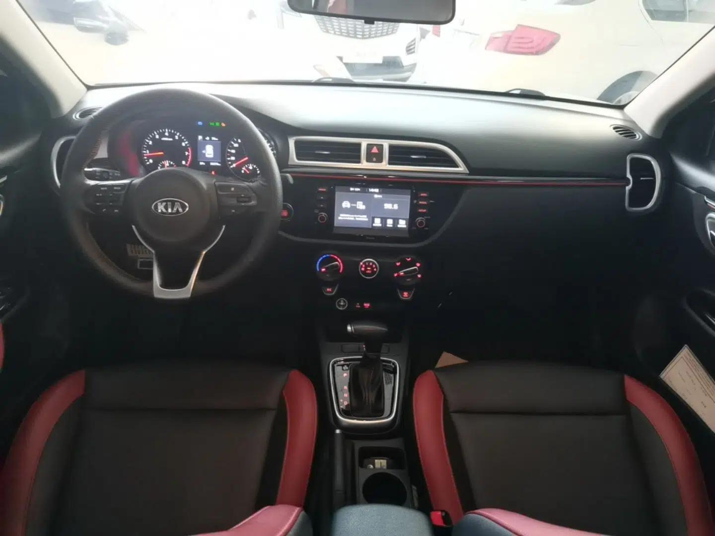 Kia KX Cross 2017 1.4L AT GLS — миниатюра 13
