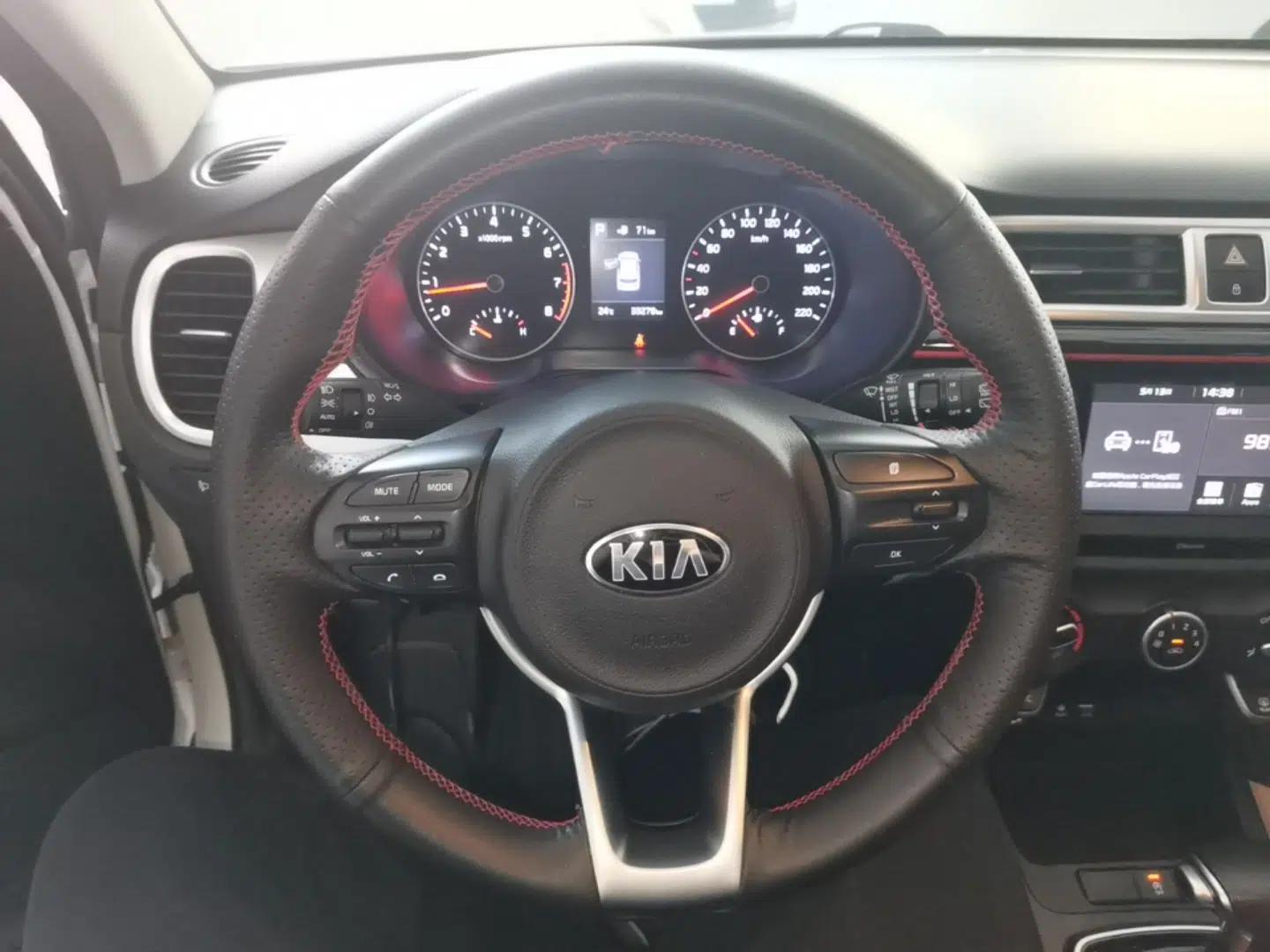 Kia KX Cross 2017 1.4L AT GLS — миниатюра 14