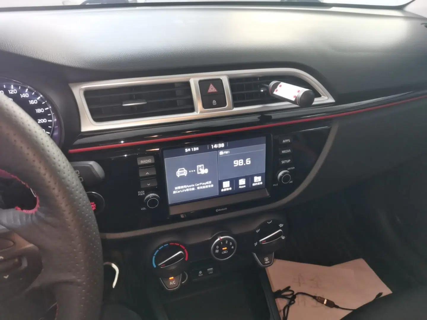 Kia KX Cross 2017 1.4L AT GLS — миниатюра 16